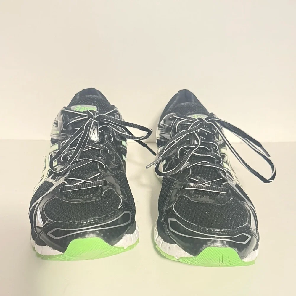 Asics dynamic sneakers